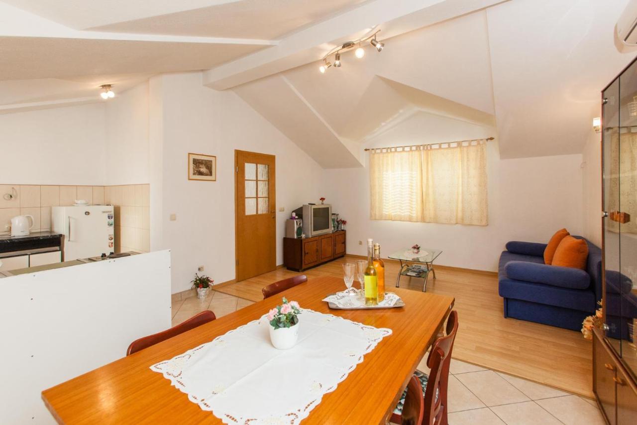 Holiday Home Beata Trogir Exteriér fotografie